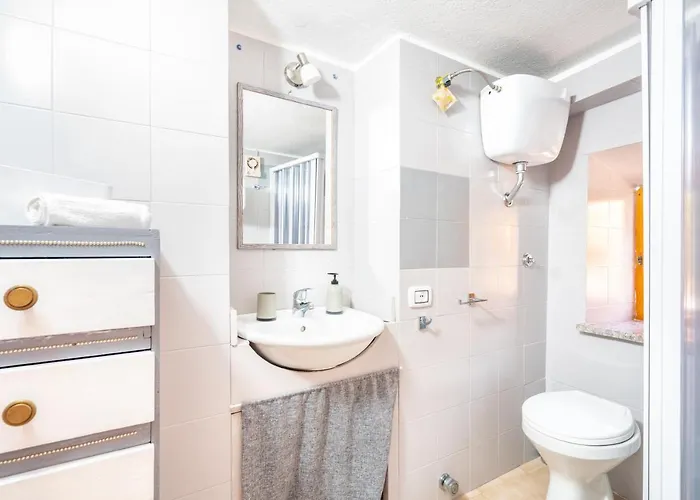 Splendida Vista Sulla Cattedrale - Wifi - Ac شقة كالياري